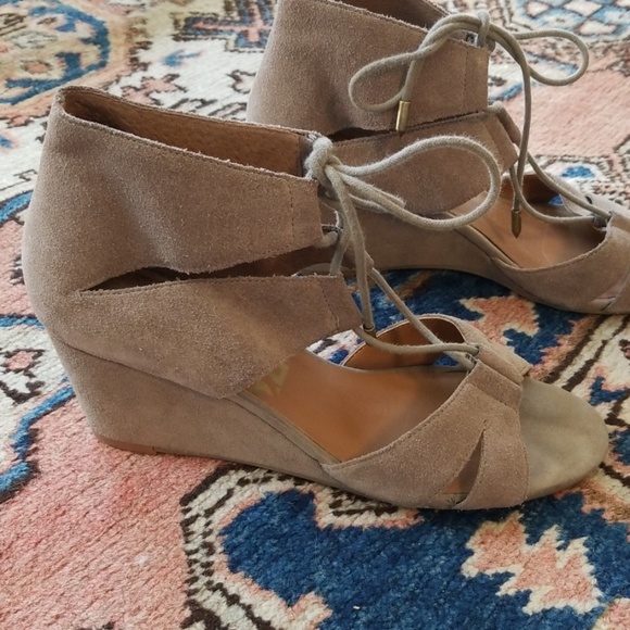 Dolce Vita Seude Wedge Size 8 - Picture 8 of 8